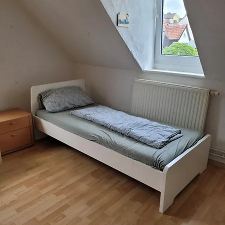 民宿 Cosy Mit Eigenem Kuehlschrank Und Ferneseher *